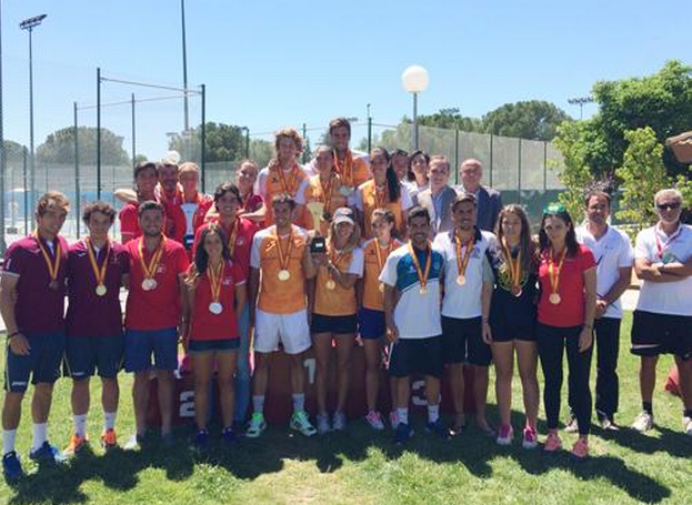 UNIVERSITARIO_ESPAA_2015