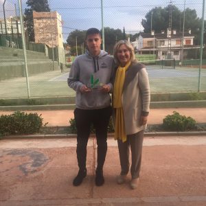 b1123fc9-f97c-4e5b-b851-cb6ee6588423-300x300