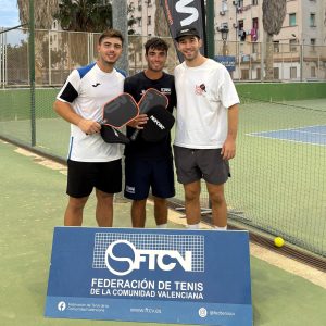 jornada-pickleball-dr.-lluch-4-copia-300x300