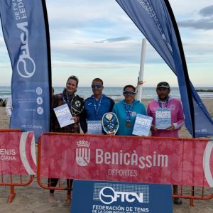 tenis-playa-juv.-y-vet.-11-300x300