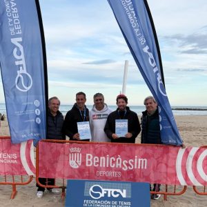 tenis-playa-juv.-y-vet.-7-300x300