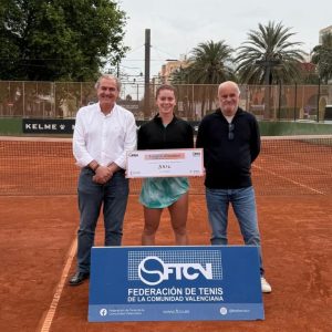 torneos-femeninos-dr.-lluch-2-300x300