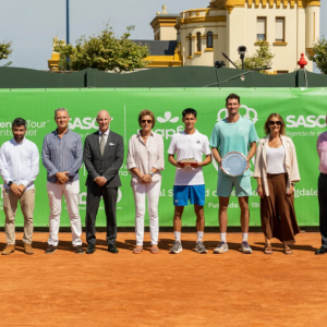 carlos-sanchez-jover-campeon-en-santander-3-300x300
