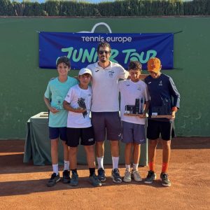 tiago-charcos-campeon-u12-4-300x300