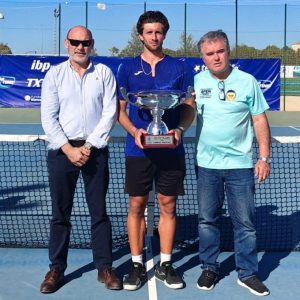 alejandro-manzanera-campeon-open-catarroja-3-300x300