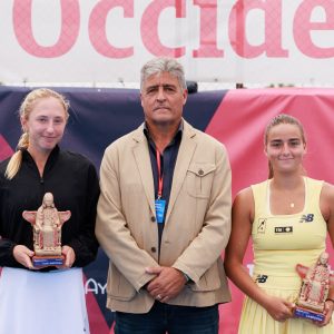 charo-esquiva-campeona-w35-baza-5-300x300